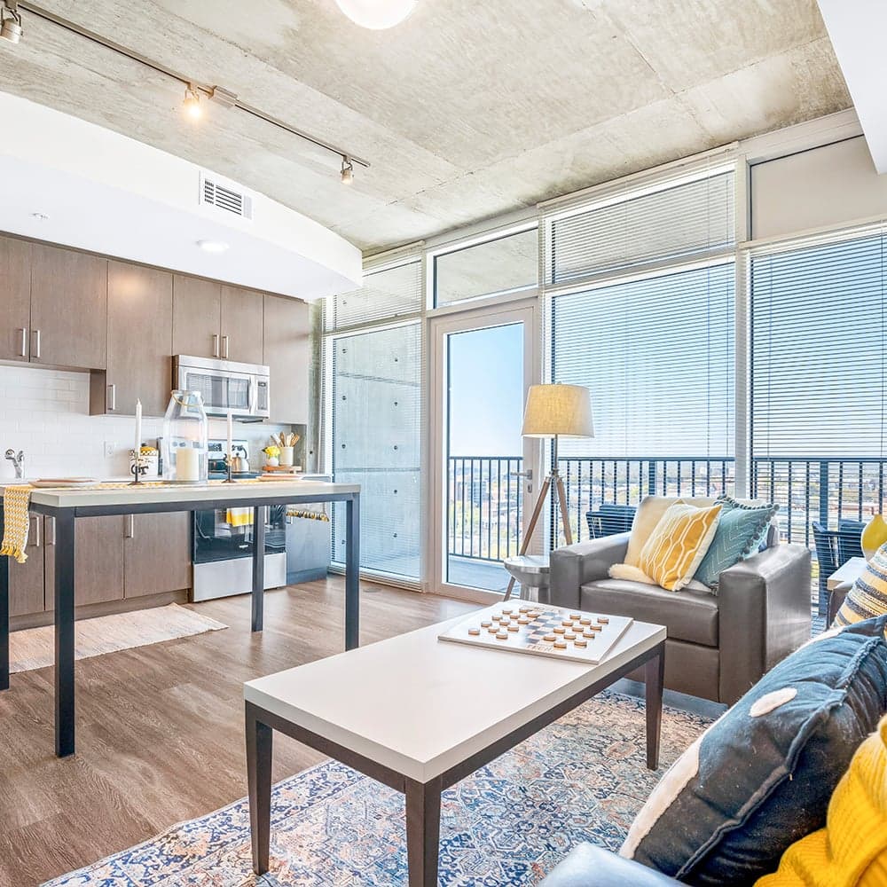 Kitchen-02-Square-On-5th-Atlanta-03