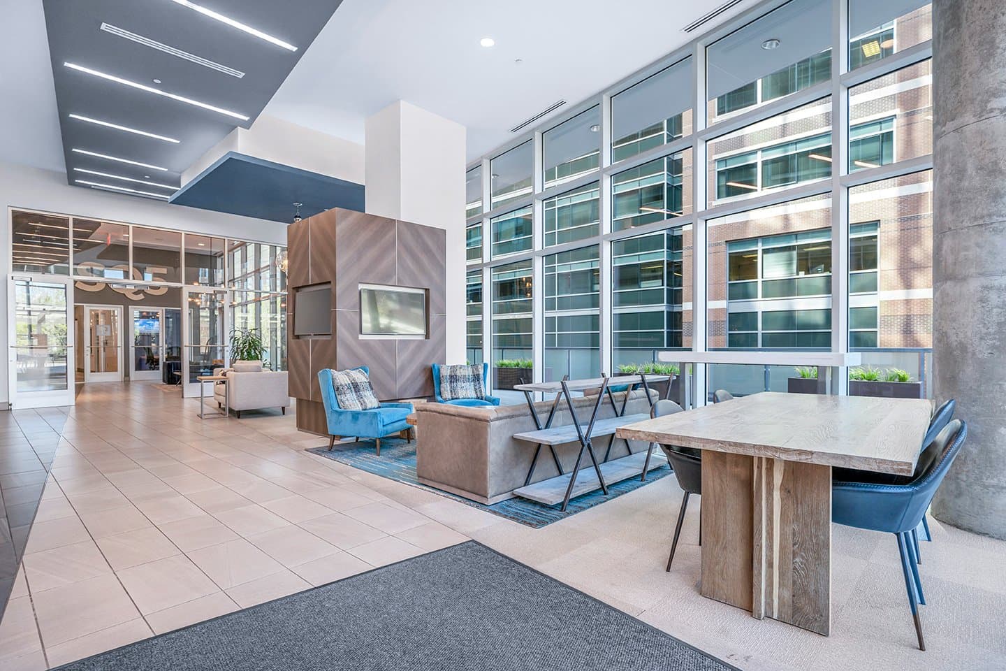 Lobby-06-Square-On-5th-Atlanta-03