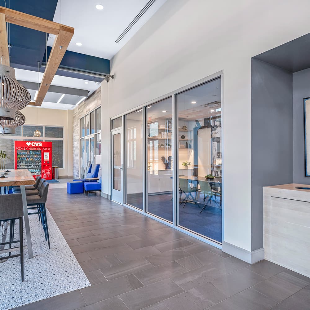 Lobby-07-Square-On-5th-Atlanta-03